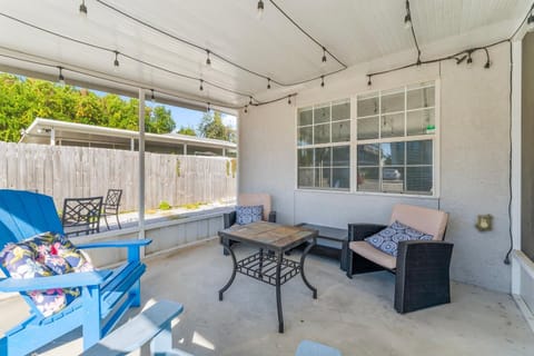 Patio, View (from property/room), Balcony/Terrace, Seating area