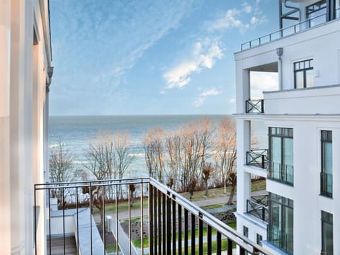 View (from property/room), Balcony/Terrace, Sea view