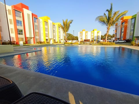 Day, Pool view, Swimming pool