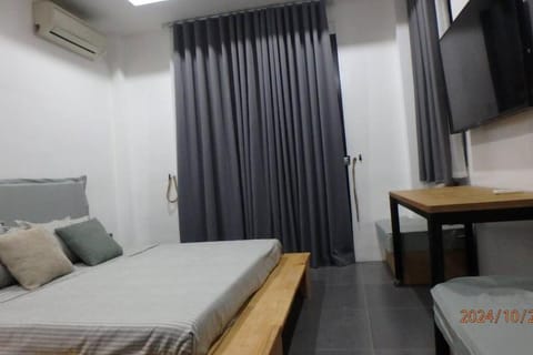 Lazy-Nest Homestay House in Muntinlupa