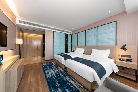 Echarm Hotel Wuhan Jiefang Park Zhaojiajiao Metro Station Hotel in Wuhan