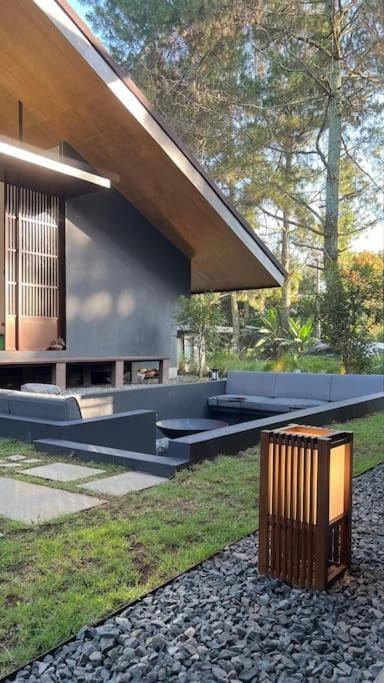 Patio, Day, Seating area, Garden view