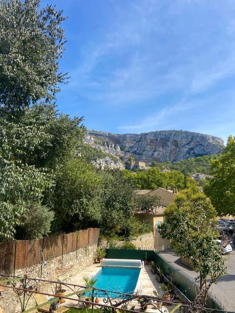 Spring, Day, Natural landscape, Mountain view, Pool view, Swimming pool, sunbed