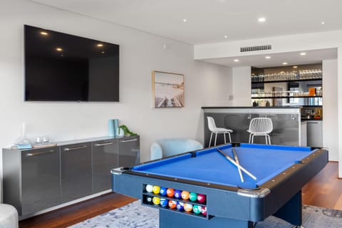 Canal View Luxury Townhouse Mandurah Apartment in Mandurah