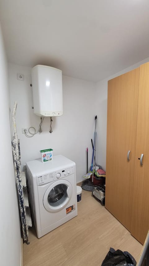 storage, wardrobe, washing machine