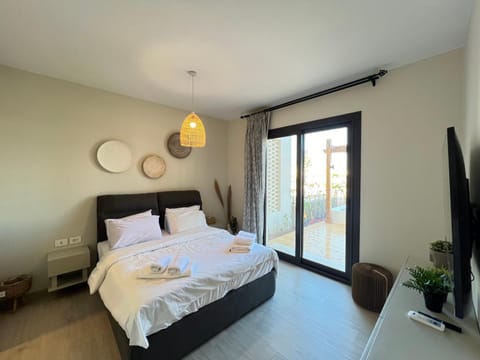 Stylish 1BR Ground With Free Pool & Lagoon Access In Gouna Apartamento in Hurghada