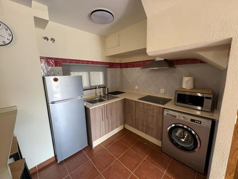 Kitchen or kitchenette, stove, kitchen, kitchen