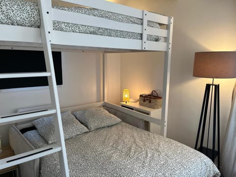 Le Petit Nid de la Marne pour 6 personnes Parking Apartment in Nogent-sur-Marne