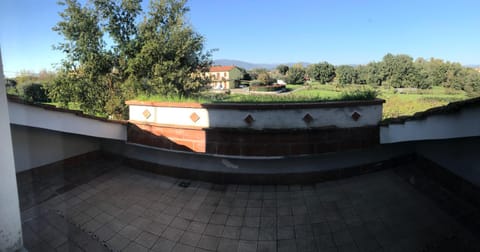 Natural landscape, View (from property/room), Balcony/Terrace