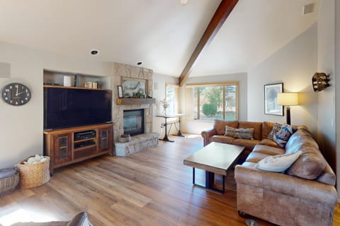 Dogleg Retreat House in Sunriver