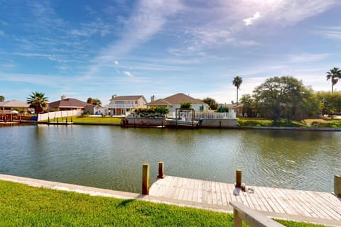 The Flamingo Getaway Apartment in North Padre Island