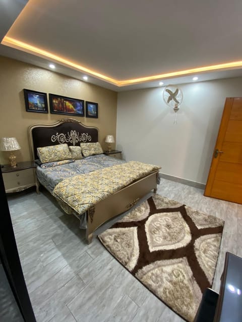 Luxury 502 Furnished Apartment In Bahria Town Lahore Apartment in Lahore