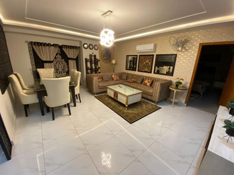 Luxury 502 Furnished Apartment In Bahria Town Lahore Apartment in Lahore