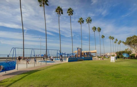 Sandy Shores Beach House House in La Jolla Shores