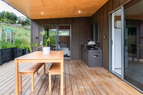 BBQ facilities, Kitchen or kitchenette