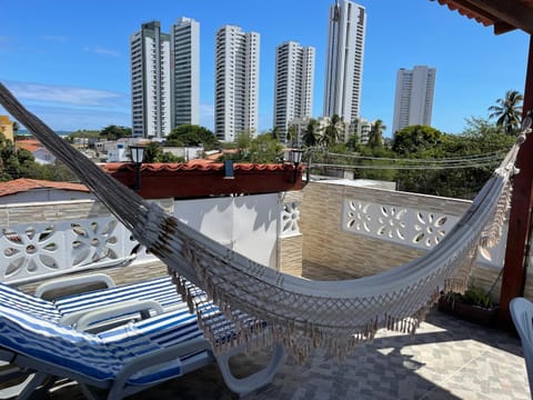 Balcony/Terrace, sunbed