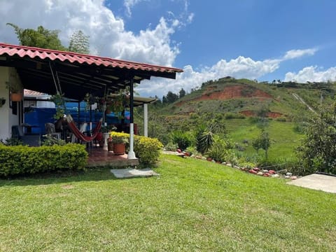 Casa rural con piscina Villa Irene House in Valle del Cauca