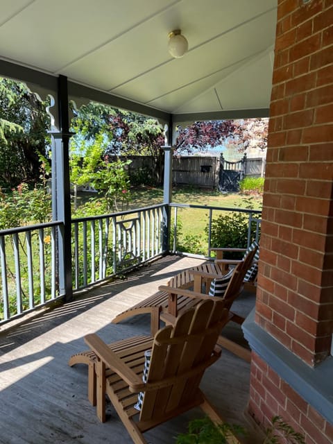 Garden, View (from property/room), Balcony/Terrace