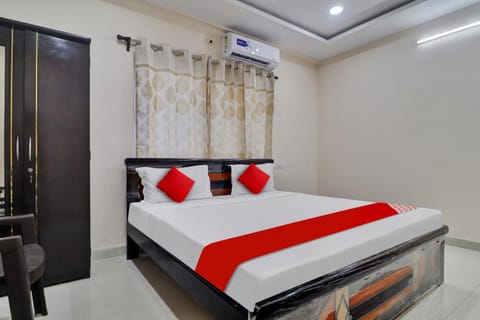 Hotel Sree Ganesh Hotel in Hyderabad