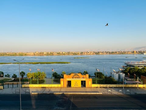 Day, Natural landscape, City view, River view