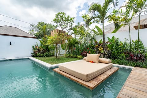 Patio, Day, Garden, Garden, Garden view, Pool view, Swimming pool, Swimming pool