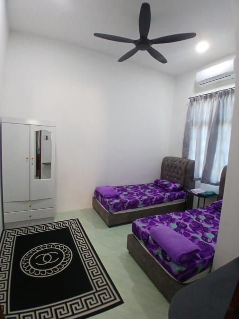 Homestay Purnama Rusila Chalet in Terengganu, Malaysia