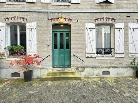 Little Charenton close Paris Apartment in Charenton-le-Pont