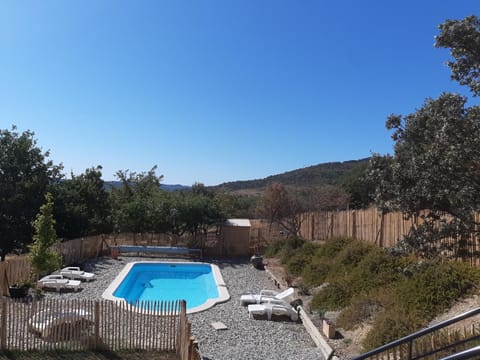 Mountain view, Swimming pool, sunbed