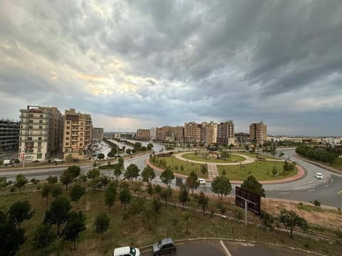 Day, Bird's eye view, City view, Street view