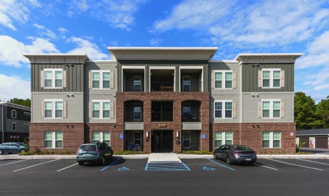 Landing at Parker Point - 2 Bedrooms in Cainhoy Apartment in Mount Pleasant