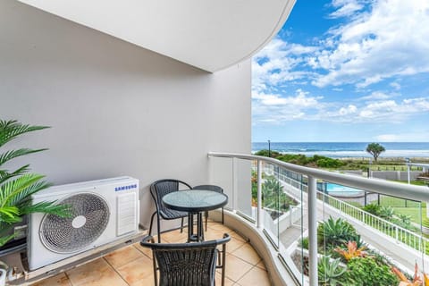 Surf Watch Palm Beach Apartment in Palm Beach