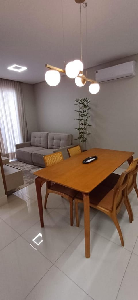 Lux Flamboyant Regent's Park Apartment in Goiania