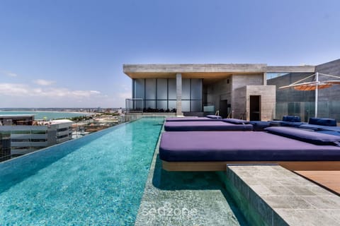 Pool view, Sea view, Swimming pool