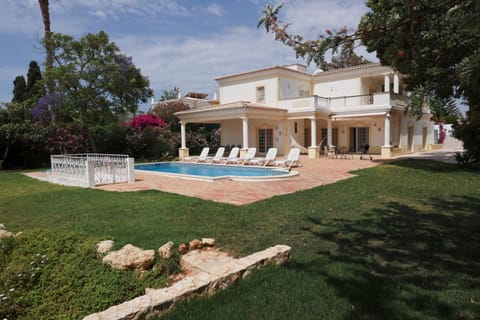 Property building, Garden view, Pool view