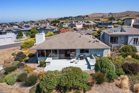 Seaside Serenity - On Golf Course Ocean Views Haus in Bodega Bay