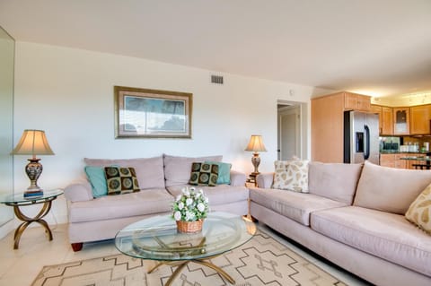 3 Mi to Ocean Riverfront Apartment in Vero Beach! Wohnung in Vero Beach