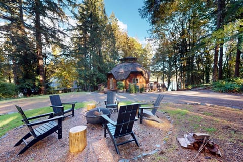 Dome Away From Home House in Hood Canal