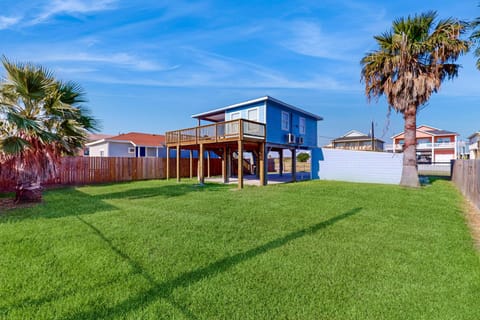 The Blue Oak Getaway House in Rockport