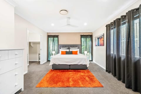 Calm By Khove House in Upper Coomera