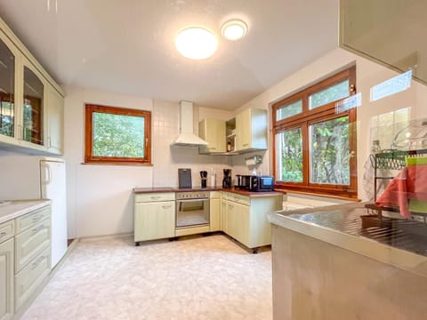 Kitchen or kitchenette, dishwasher, minibar, oven, pet friendly