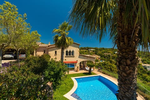 Villa Azucena by Rent Costa Brava House in Baix Empordà