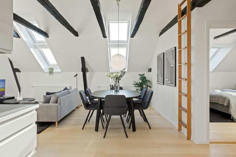 Authentic Midtown Residence Apartment in Aarhus