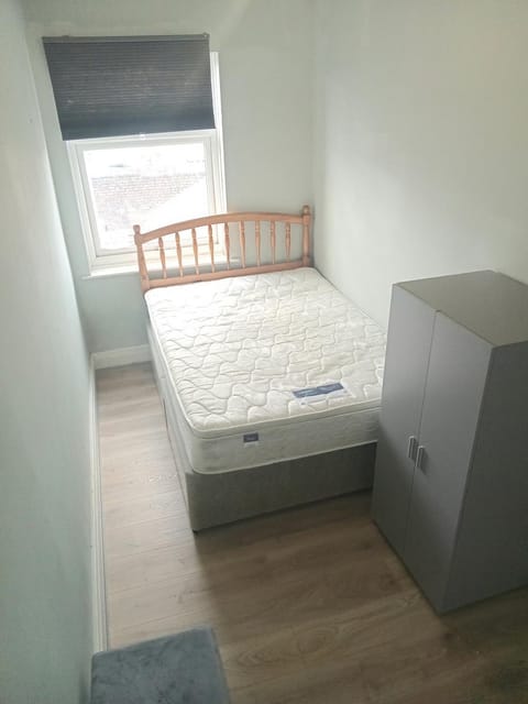 Bed, Bedroom, wardrobe