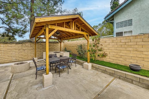 Covered Patio with Grill Home in Rancho Cucamonga! House in Rancho Cucamonga