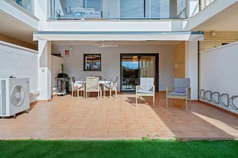 Patio, Balcony/Terrace, Dining area