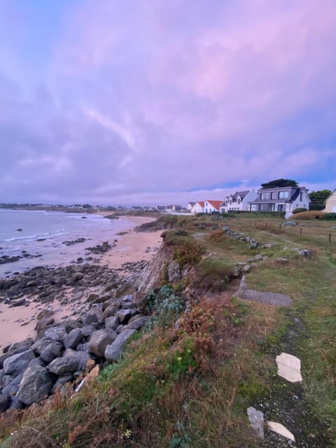 Natural landscape, Balcony/Terrace, Beach, Sea view