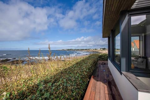 Property building, Day, Natural landscape, View (from property/room), Balcony/Terrace, Sea view