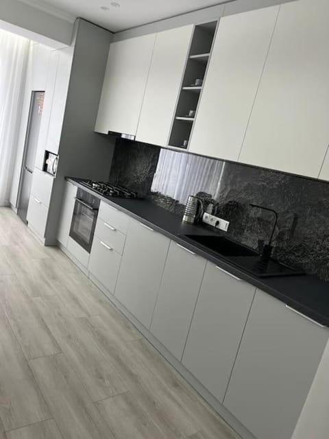 1 комнатная квартира 1109 рядом с озером Apartment in Chișinău