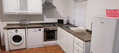 Kitchen or kitchenette, kitchen