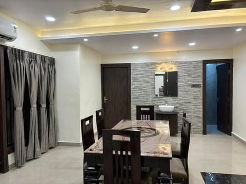 Kutumbh - 3BHK Luxury Stay Apartment in Varanasi